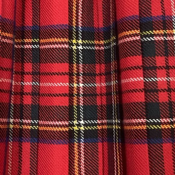 Scotish Tartan Plaid Wool Wrap Skirt Womens Size 12 Red Pleated Buckle Raw Hem - Picture 3 of 9